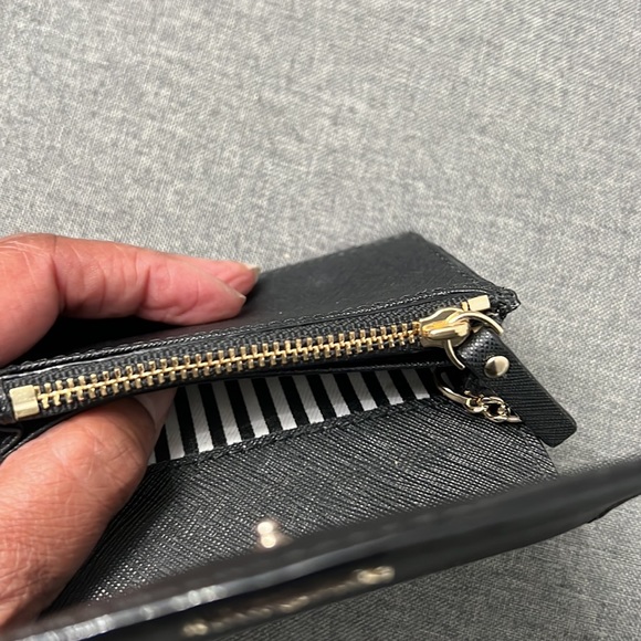 Kate Spate Black Leather Key Card and ID Wallet - Picture 11 of 12